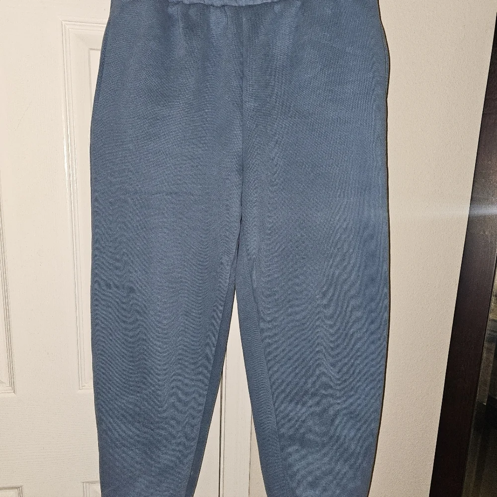 Cerulean Blue Cozy Sweatshirt and Joggers Set - Picture 6 of 10